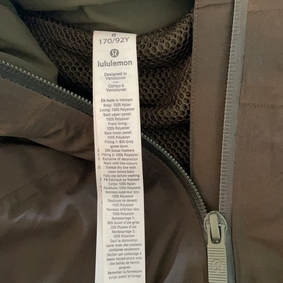 Lululemon wonder puff dark olive jacket - Picture 8 of 8